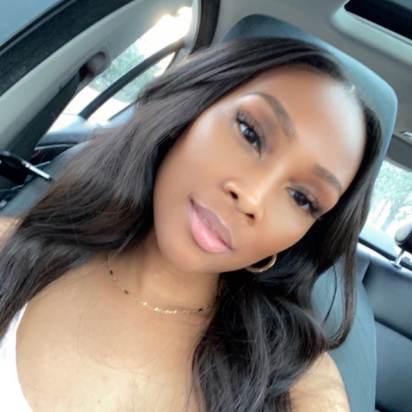 Meet your Posher, Tiffeni - Picture 1 of 1